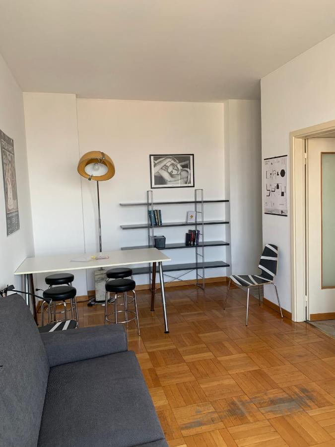 Monolocale Con Vista Su Milano 아파트 외부 사진